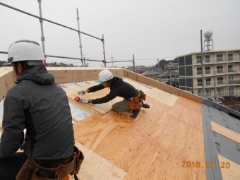 屋根下地二重