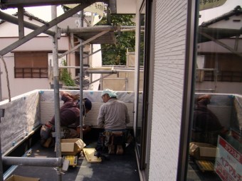 外壁施工作業
