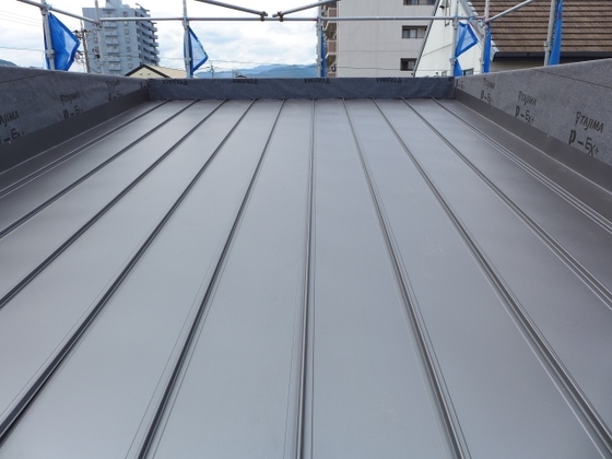 屋根・外壁・ガルバリウム鋼板